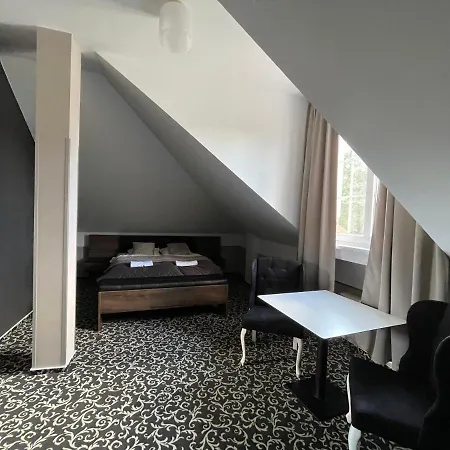 Europa 2* Borki Wyrki